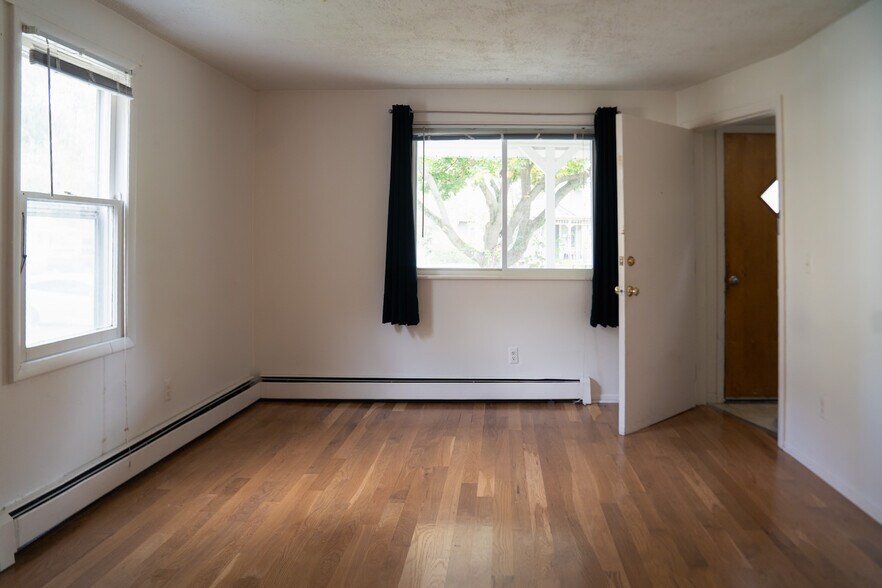 Building Photo - 603 Gott St