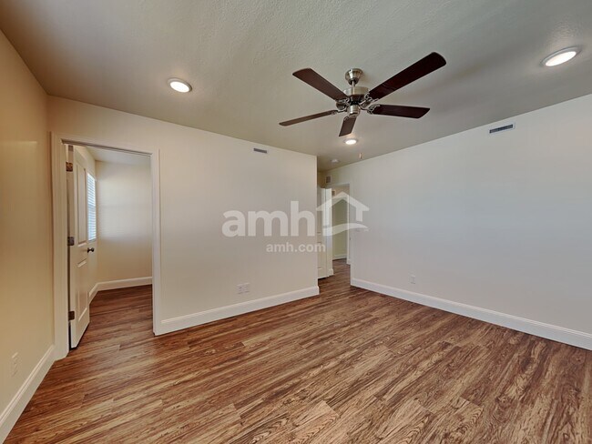 Building Photo - 2636 W 3290 S