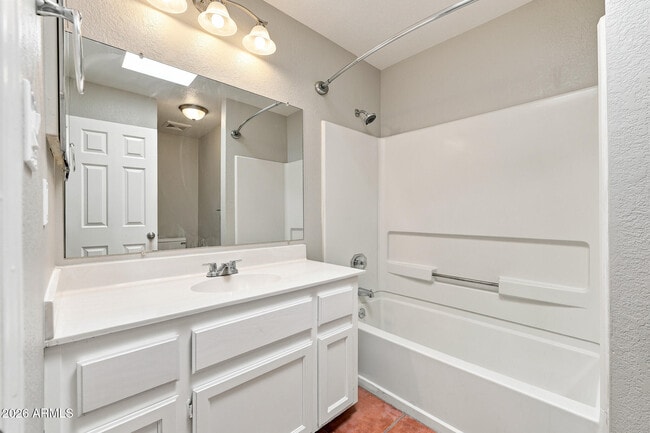 Building Photo - 15013 N Calle Del Prado