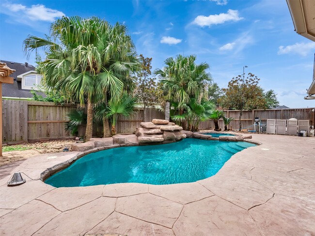 Building Photo - 1211 Sterling Ct