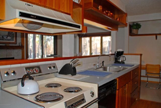 Building Photo - 4455 Berry Dr