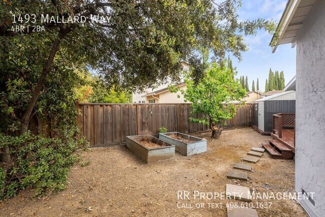Building Photo - 1493 Mallard Way