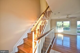 Building Photo - 13003 Trailside Way