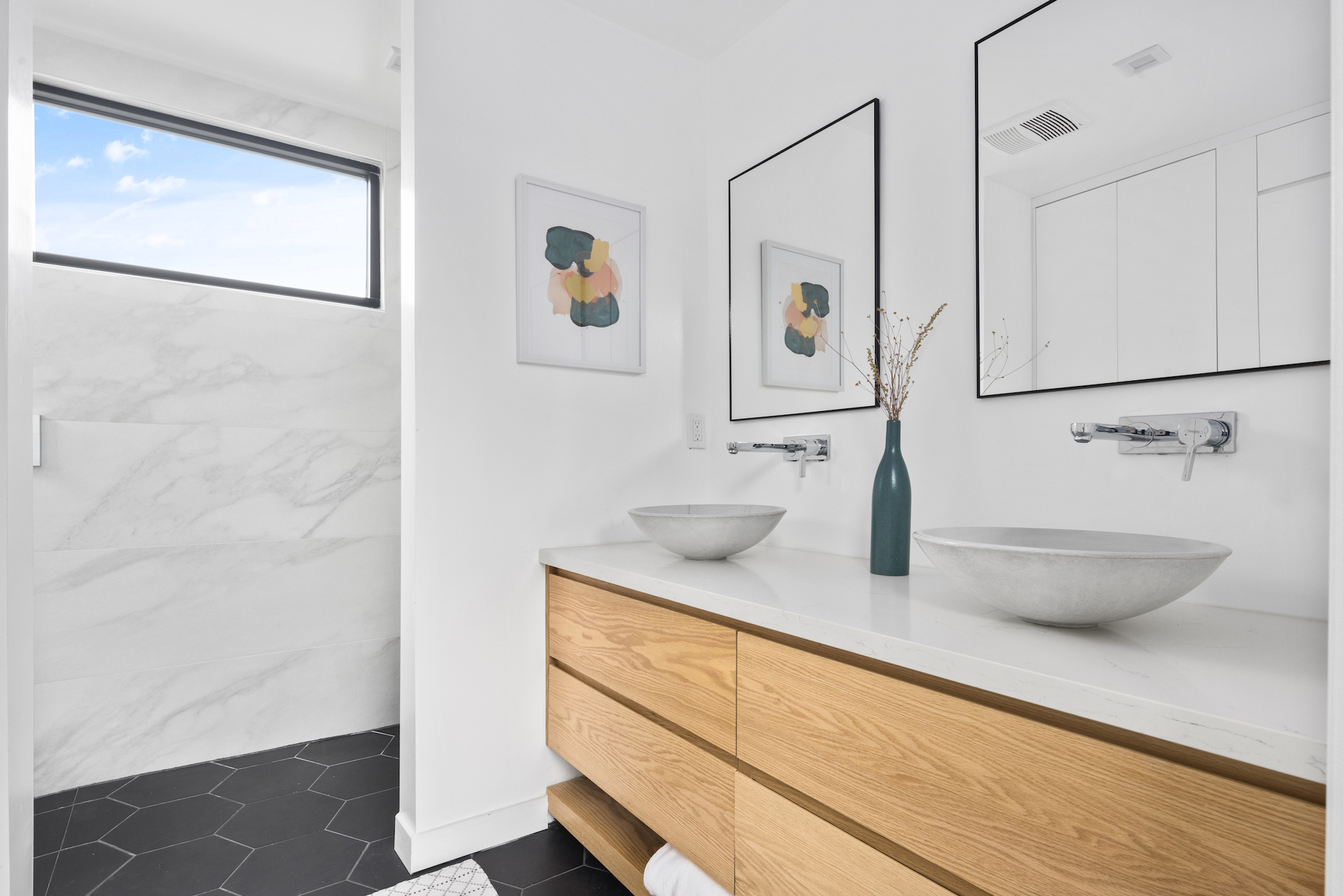 Double Vanity - 144 S Wilton Pl