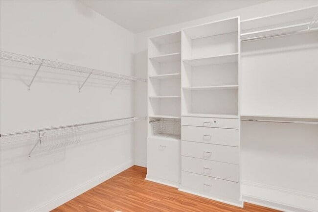 Building Photo - 208 Otter Glen Ct