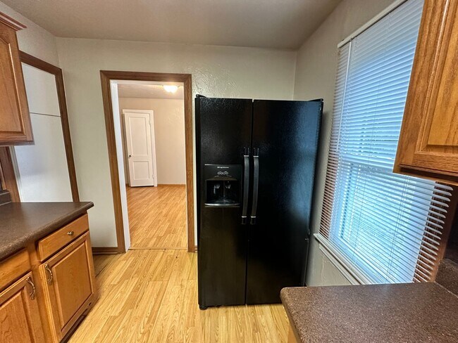Building Photo - 2 Bed 1 bath NE OKC