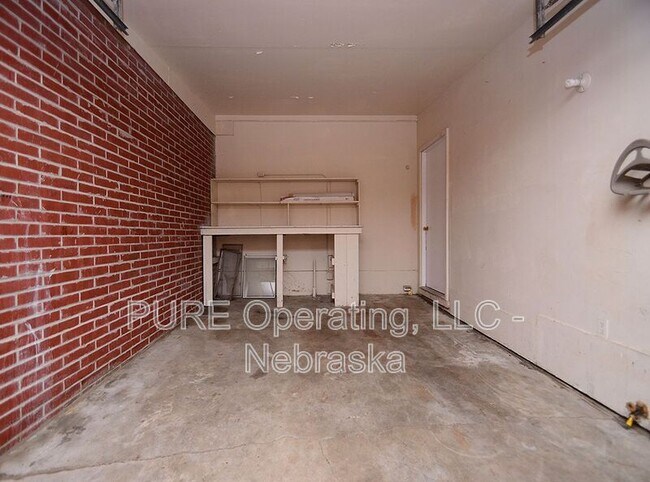 Building Photo - 9310 Binney St