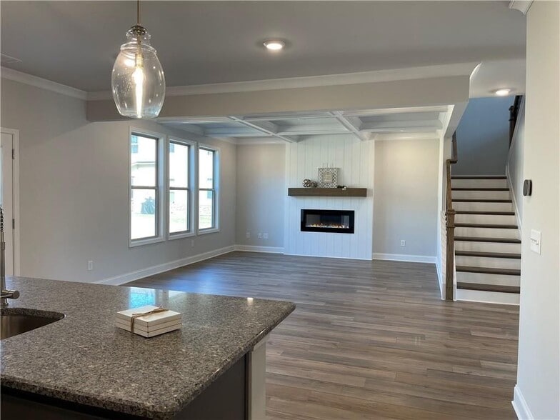 Building Photo - 764 Henson Farm Dr