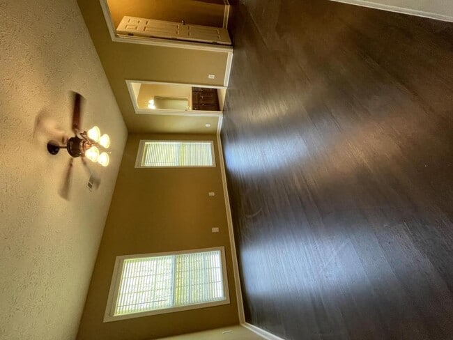 Building Photo - 7002 Hunter Hill Ct