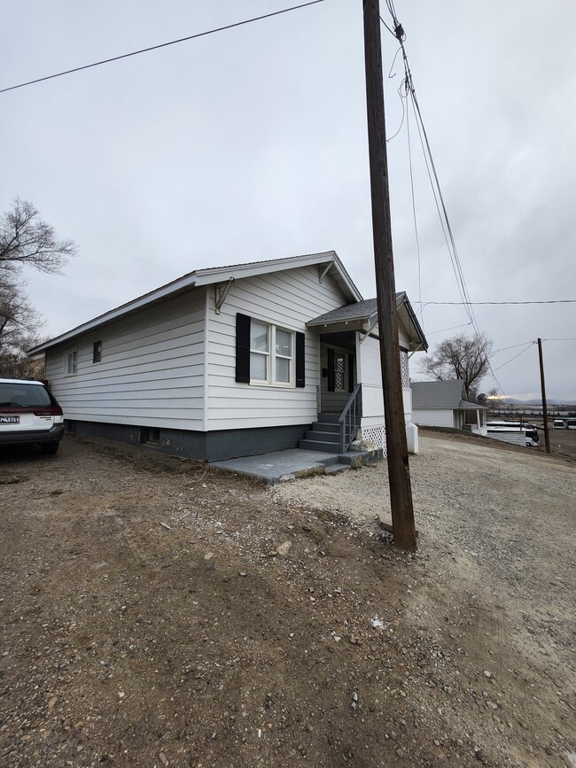 Building Photo - 38 1st St