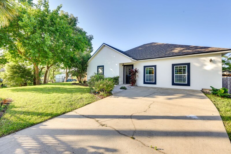 Building Photo - 2355 Ribault Scenic Dr