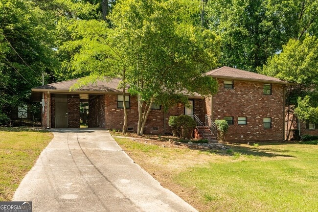 Building Photo - 1947 Farris Dr