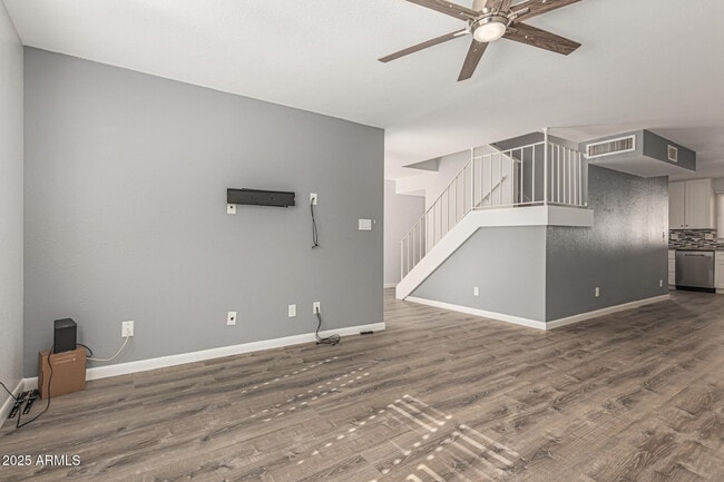 Building Photo - 7714 E Wilshire Dr