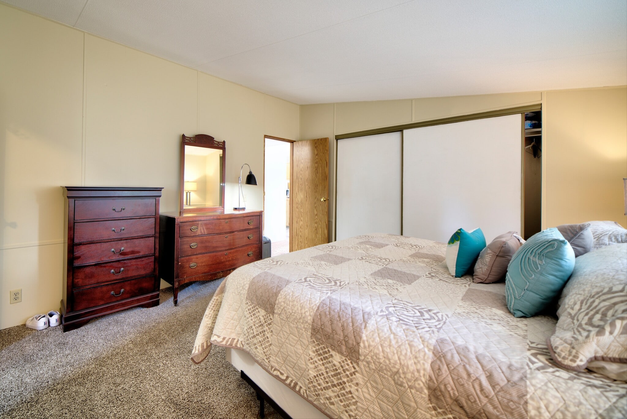 Master bedroom has a large closet and two chest of drawers - 5170 W Shore Rd