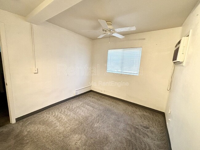 Building Photo - 2128 K St