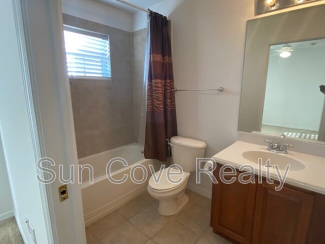 Building Photo - 20430 Needletree Dr