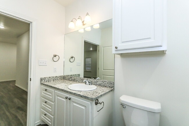 Building Photo - Beautiful Town Homes in NW Lubbock