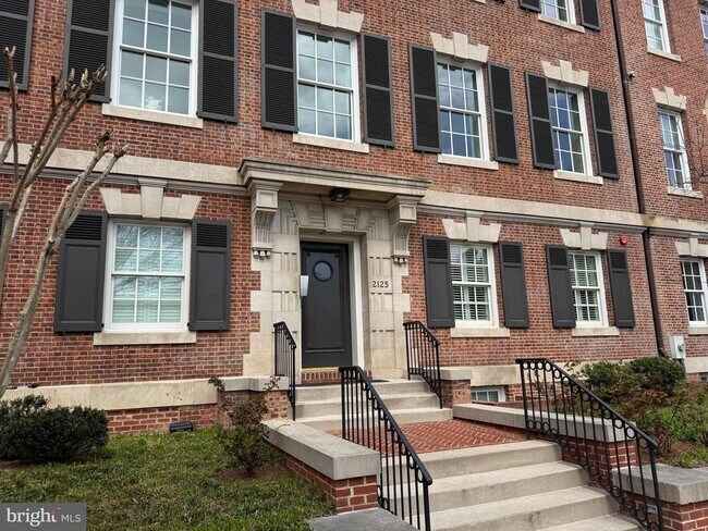 Building Photo - 2125 S St NW