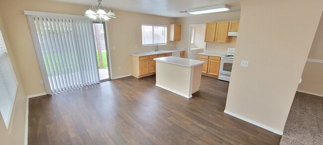 Building Photo - Cooper & Elliot (Neely Ranch) cul de sac rental