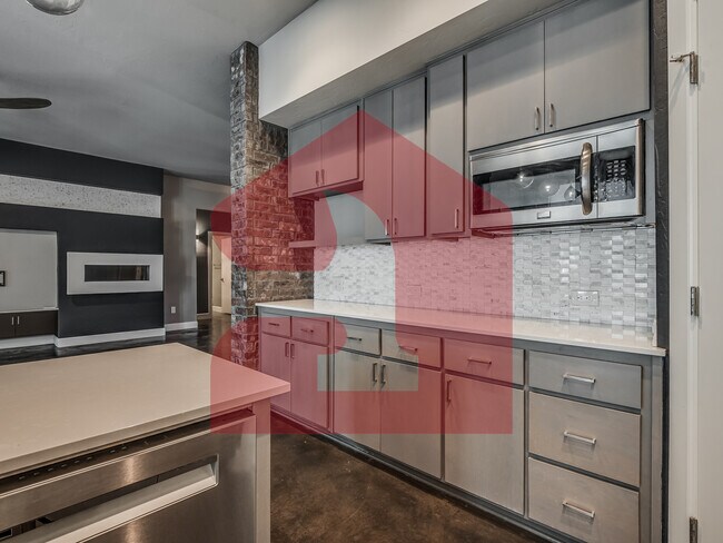 Building Photo - 17413 Melville Ln