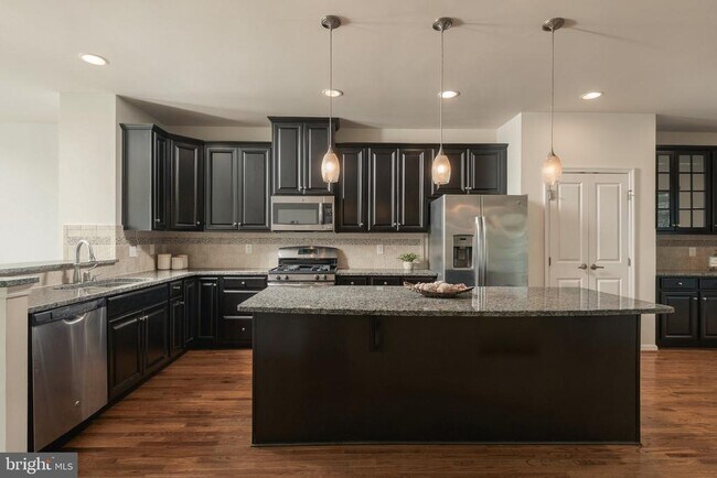 Building Photo - 7739 Milton Cir