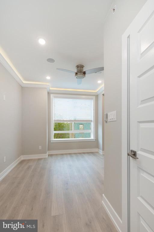 Building Photo - 2530 N Howard St