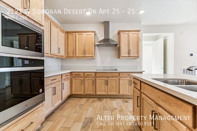 Building Photo - 2121 W Sonoran Desert Dr