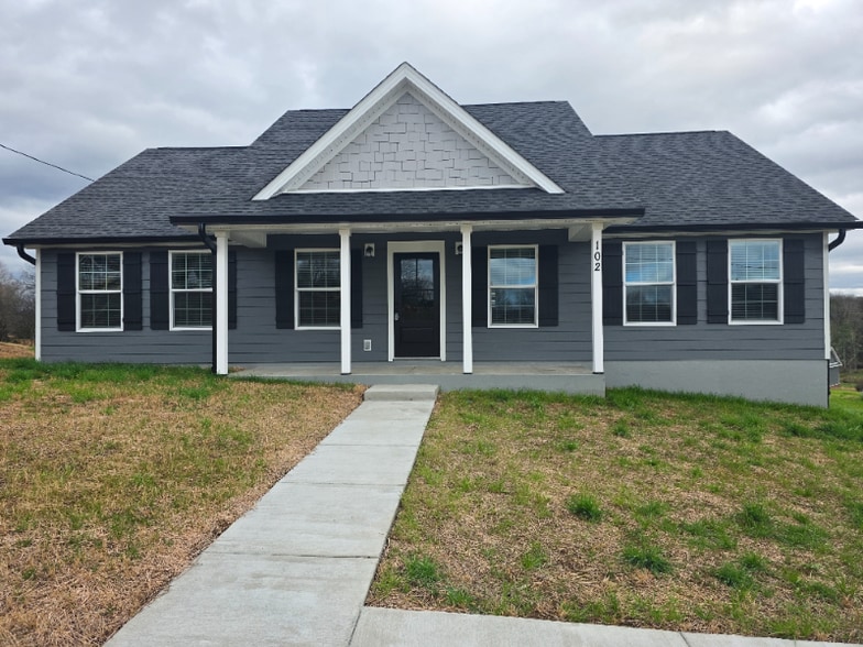 Primary Photo - 102 Alice Preston Lp