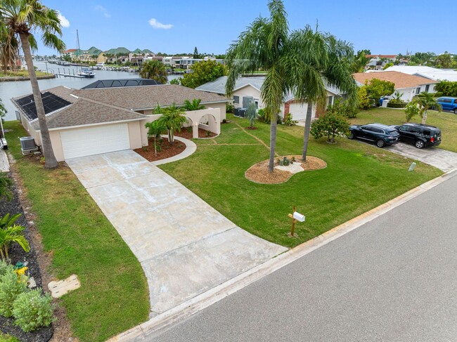 Building Photo - Sailboat-Ready Waterfront Home with Specta...