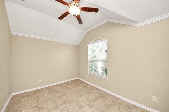 Building Photo - 2439 Dark Elm Dr
