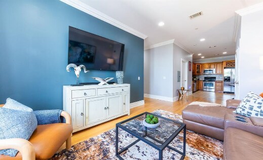 Building Photo - 88 St Francis St