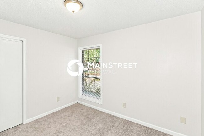 Building Photo - 3 Bedroom Pet-Friendly Home in Millington, TN with Main Street Renewal