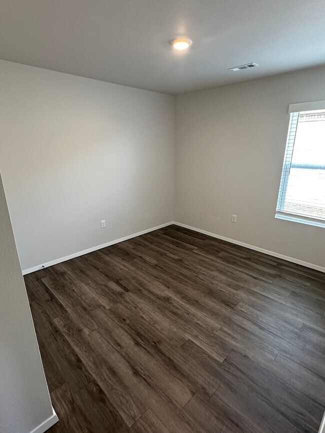 Building Photo - *Rent FREE until May 1- NO HIDDEN FEES!*  NEW Four Bedroom | Two Bath Home in Fort Smith