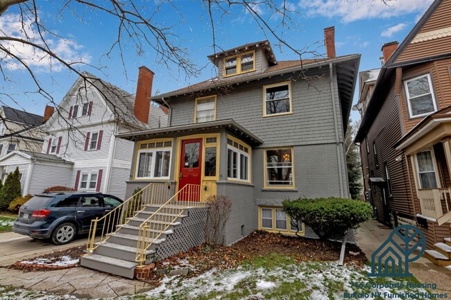 Building Photo - Furnished 4-Bedroom, 2.5-Bath Apartment near Elmwood Village