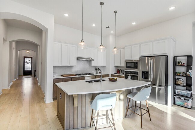 Building Photo - 27222 Lombard Wood Dr