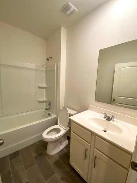 Building Photo - 7044 Turnberry Highlands Cv