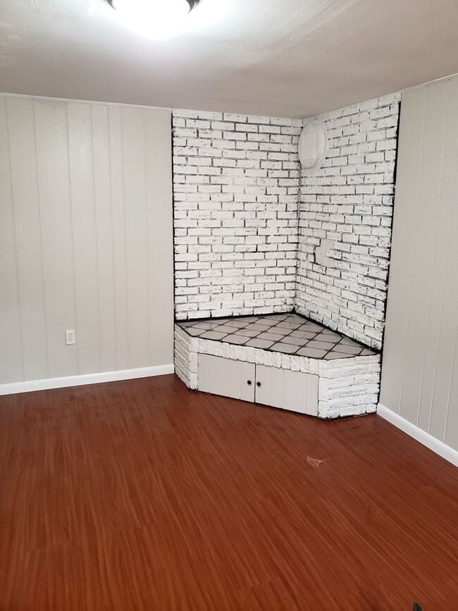 Building Photo - AMAZING 3 Bed 2 Bath Townhome in Lafayette- Available August 10th