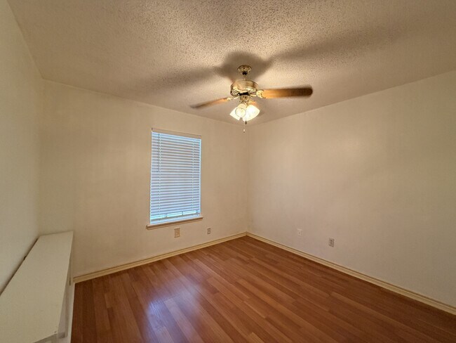 Building Photo - 7126 Fort Collins Dr