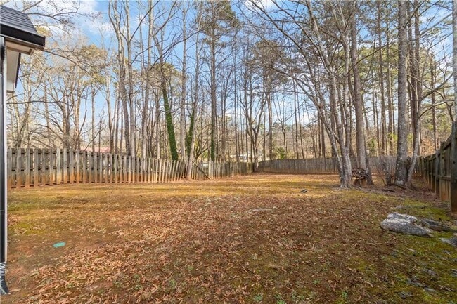 Building Photo - 1967 Abbey Province