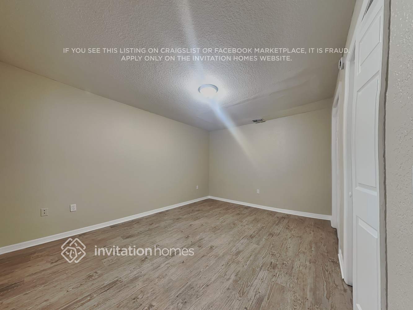 Building Photo - 2906 Aston Ave