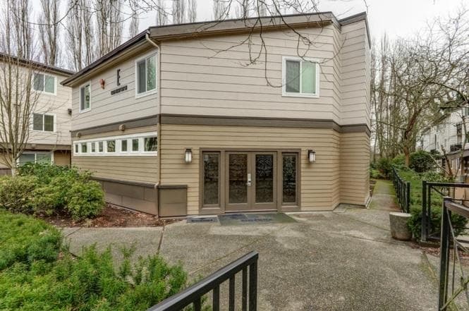 Building Photo - 15819 Leary Wy