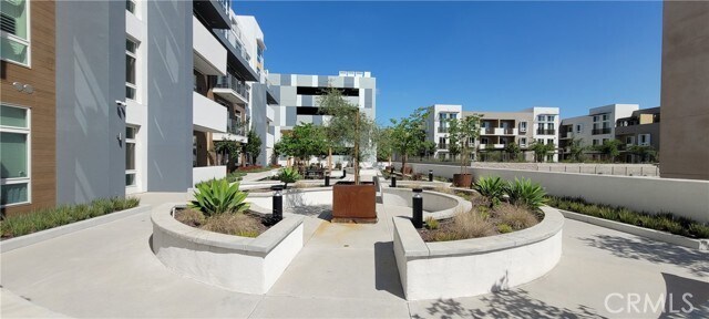 Building Photo - 168 S Monterey St