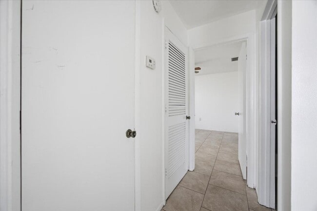 Building Photo - 2218 Brandy Pl