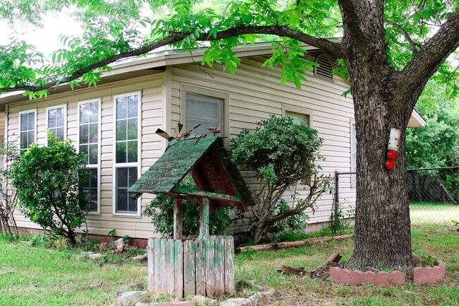 Building Photo - 2217 N 41st St