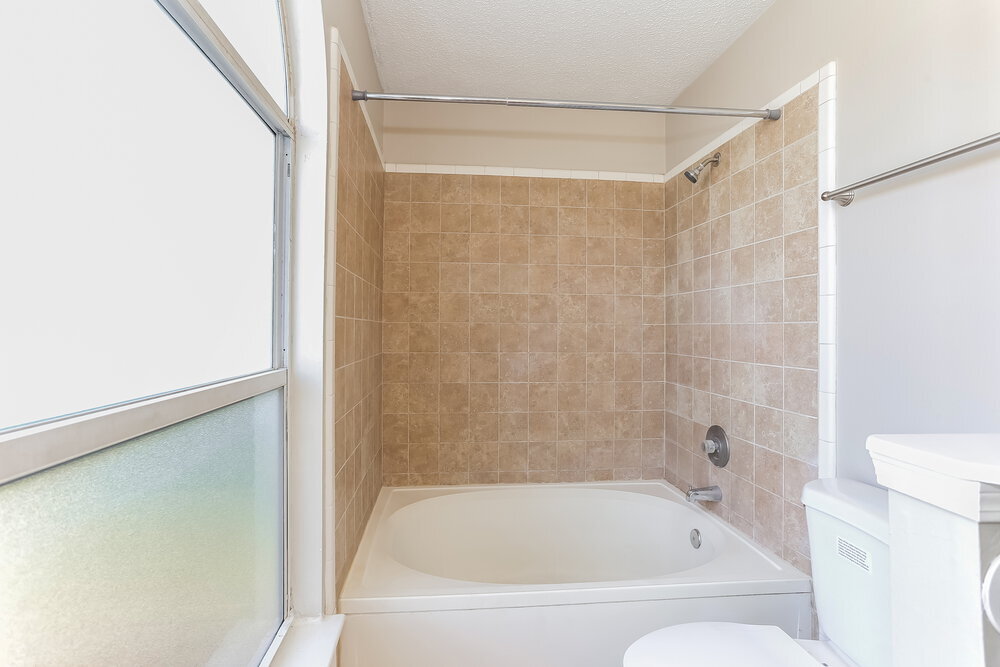 Building Photo - 12327 Sondra Cove Ct