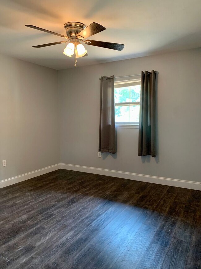 Building Photo - 3BD/BA House for Lease off Hwy 1065 in Independence