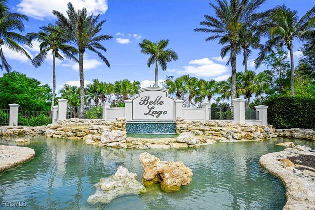 Building Photo - 8847 Largo Mar Dr