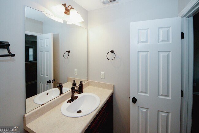 Building Photo - 7000 Lunar Blue Way