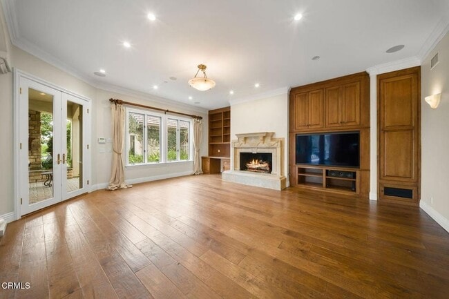 Building Photo - 3243 Calle De Debesa