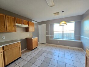 Building Photo - 5514 Bear Cave Ln